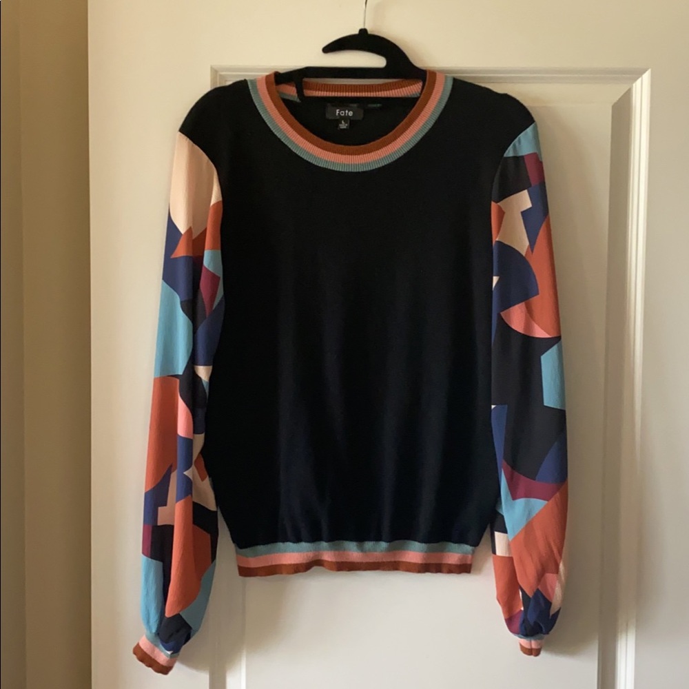 Long-Sleeved Top, Size Large, GUC